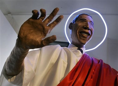 芝加哥学生创作耶稣塑像惹非议 只因用奥巴马当原型
