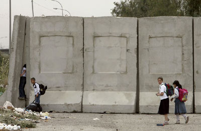 马利基下令停止建造隔离墙 坚称伊拉克未陷入内战