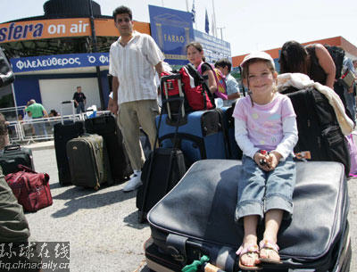 数千人逃离黎巴嫩涌入塞浦路斯