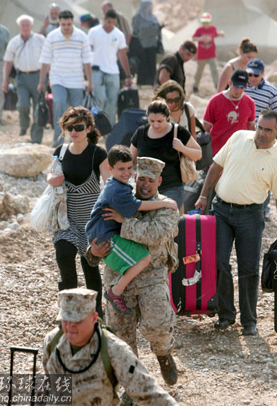 数千人逃离黎巴嫩涌入塞浦路斯
