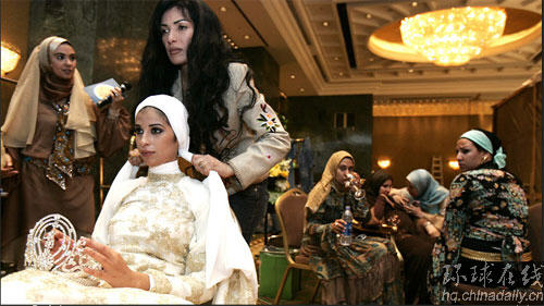 神秘面纱下的阿拉伯女子