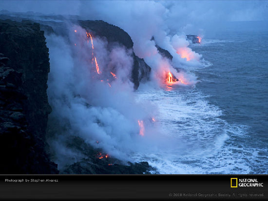 火山爆发的壮观瞬间