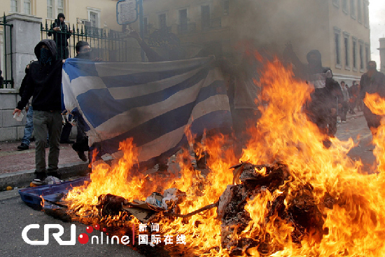 希腊雅典严重骚乱