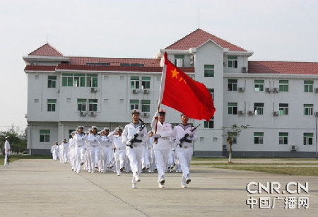 南海舰队千余新兵接受检阅