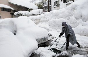 日本遭遇严寒和暴风雪袭击 175万人感染新型流感8人死亡