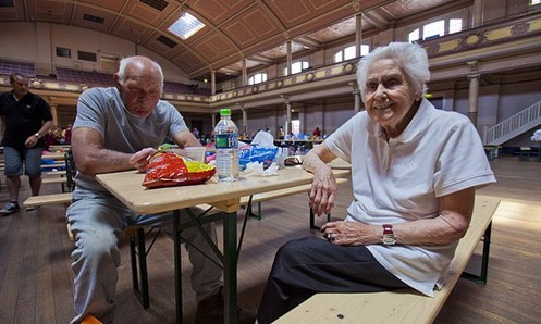 澳大利亚东南部岛屿火灾肆虐 已致100多人失踪