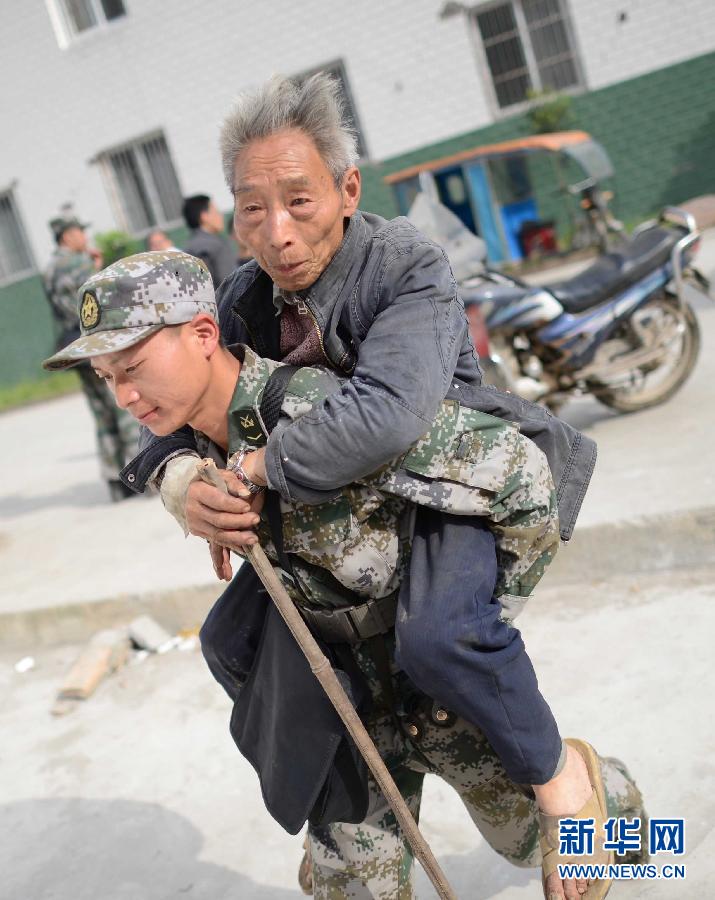 图集：灾难中那些让人安心的身影