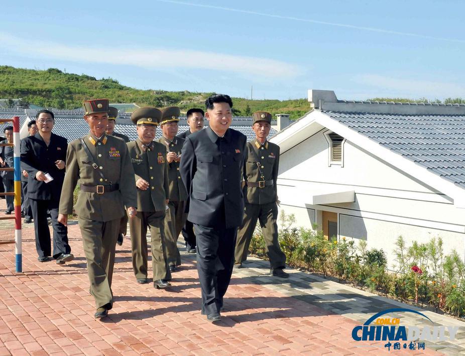 金正恩再次访问曾炮击延坪岛的朝鲜部队（高清组图）
