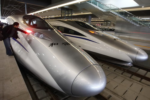 Shanghai-Hangzhou high-speed railway begins operation