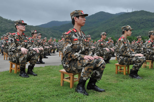 Macao students receive military training
