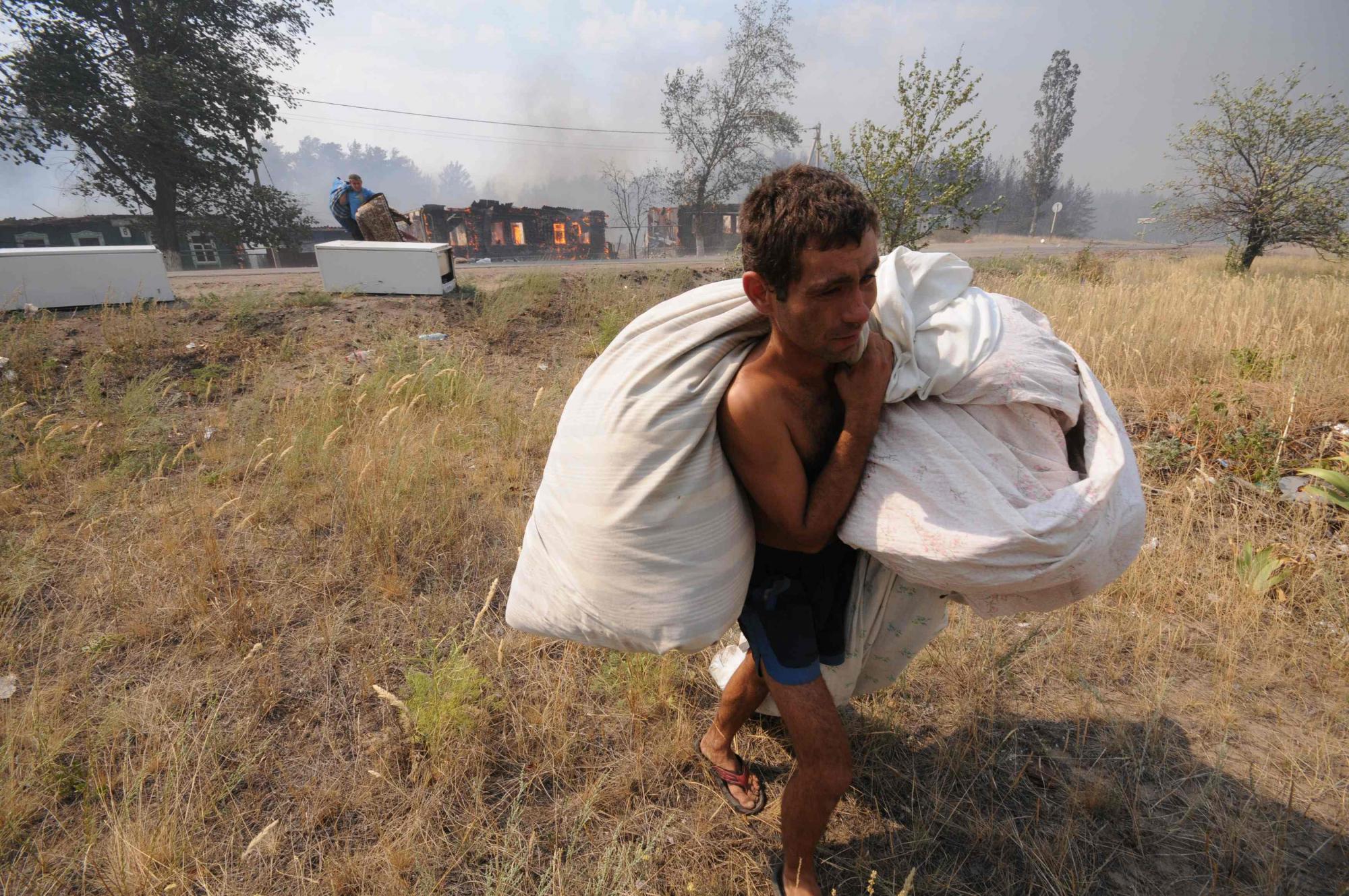 Lingering drought causes fire in Russia