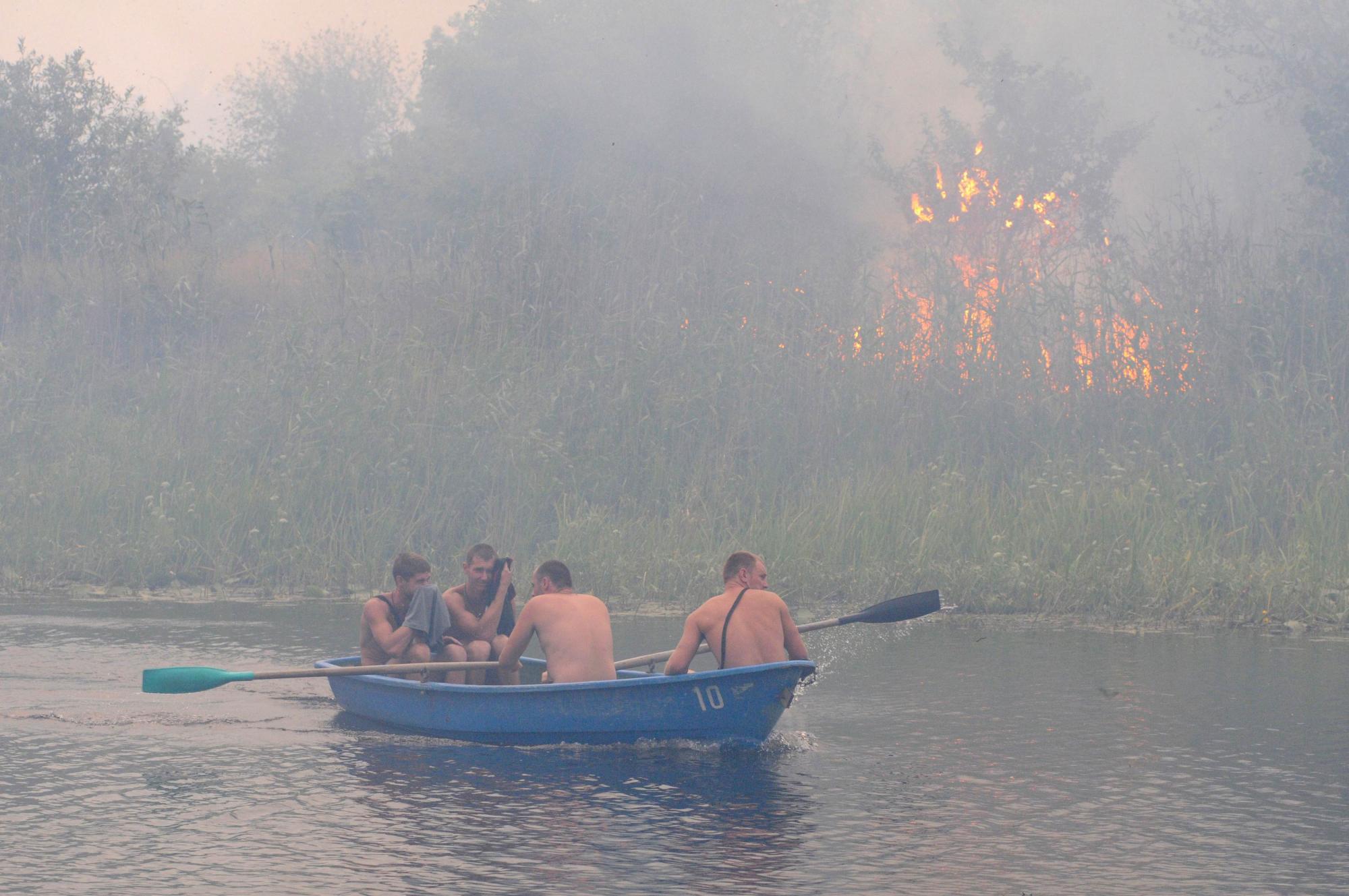 Lingering drought causes fire in Russia