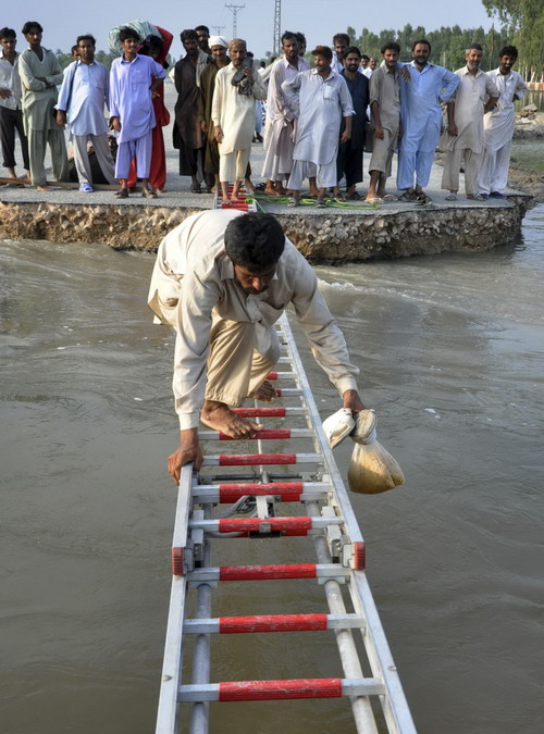 Struggling for live through destructive floods in Pakistan
