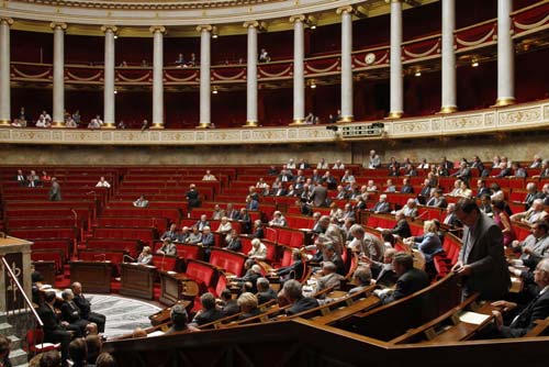 French Senate passes ban on full Muslim veils