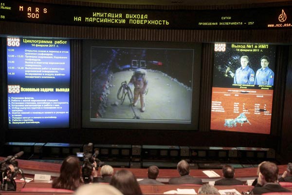 Mock Mars mission simulates landing on Red Planet