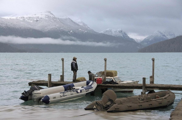 Chile volcano ash spurs travel chaos in Argentina