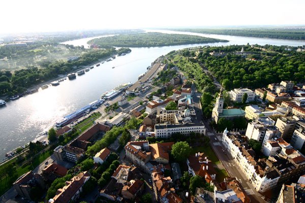 A tourism bridge is being built to link China and Serbia