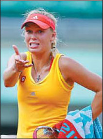 Angry Wozniacki demands changes after flop