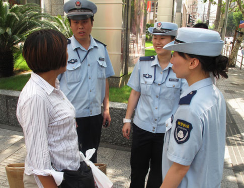 More well-educated candidates joining the ranks of chengguan