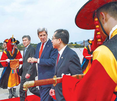 Kerry in Seoul to discuss tensions