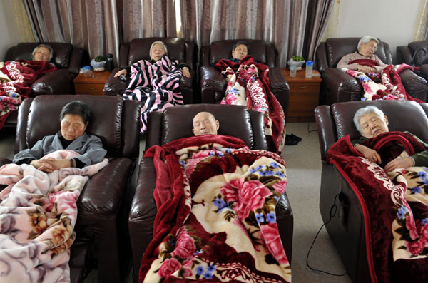 Majority of Shanghai elderly open to house-for-pension plan