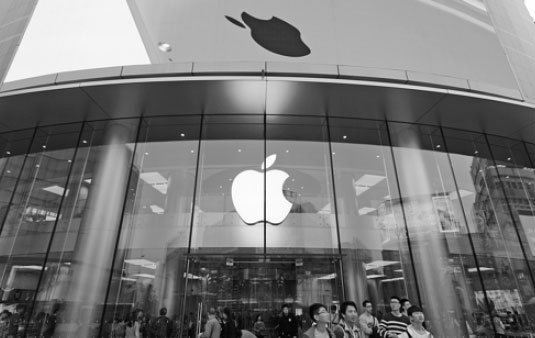 Apple hits back at malware in China