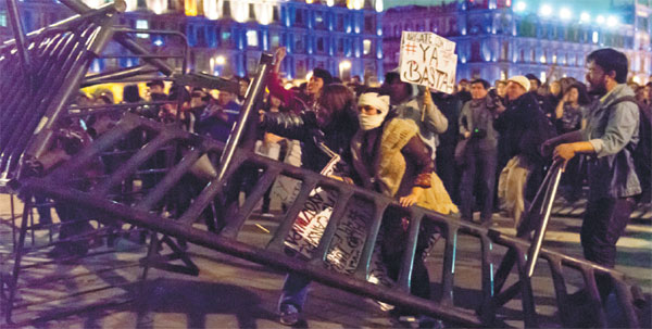 Protests turn ugly in Mexico City