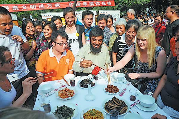 Unraveling the mystique of the Chinese banquet