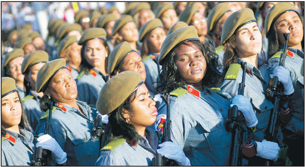 Big rally, military parade in Cuba marks revolution