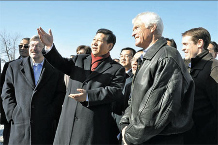 Iowa farmers cheer for 'old friend' Xi