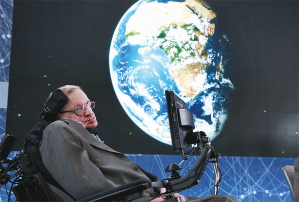 Stephen Hawking debuts on Weibo with a big bang
