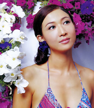 Elaine Ng's bikini album