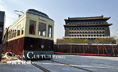 Roaming along the Qianmen Street