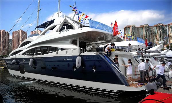 Yacht exhibition opens in HK