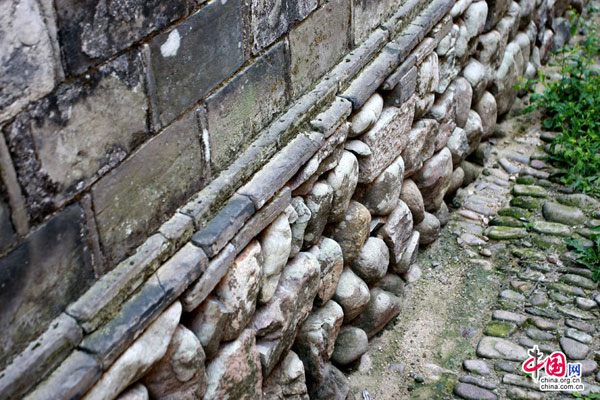 Qiantong, The Ancient Town on Cobbles