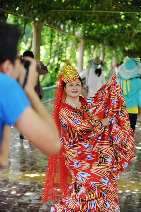 Xinjiang tourism booms