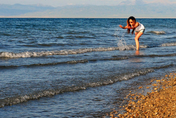 Romancing in Qinghai Lake