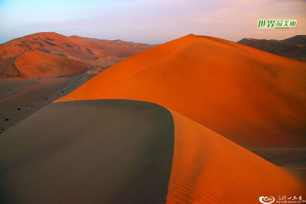 Mysterious scenery of Dunhuang