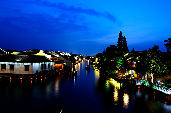 Feeling tender night in Wuzhen