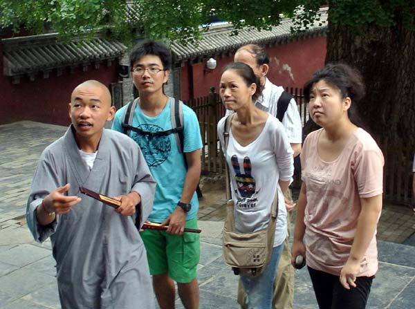 Shaolin Temple receives peak tourism season