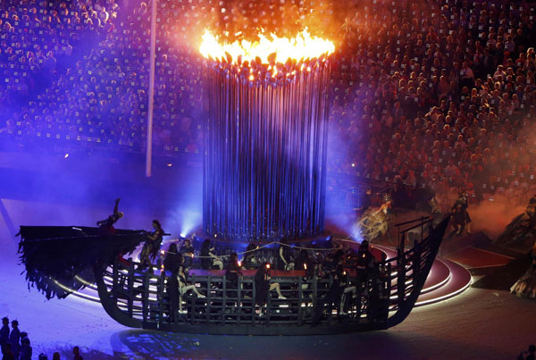 Highlights of London Olympic closing ceremony