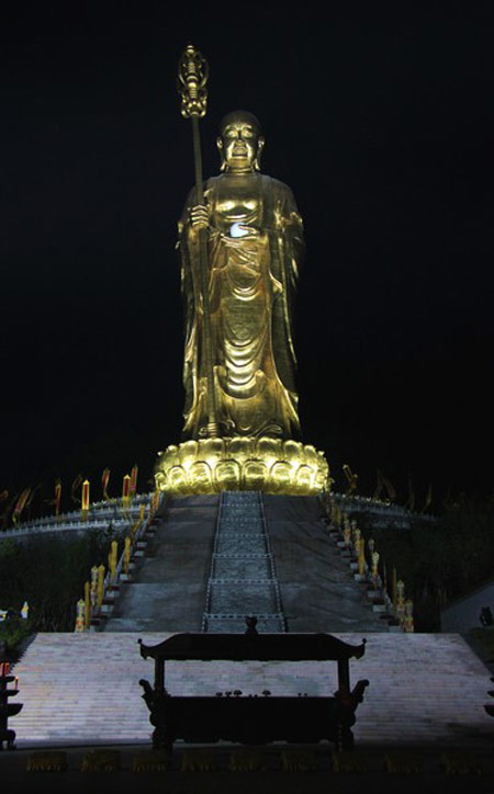 Buddha to the future in Dayuan Cultural Garden