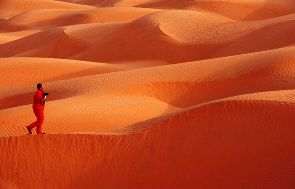 Scenery of Taklimakan Desert in China's Xinjiang