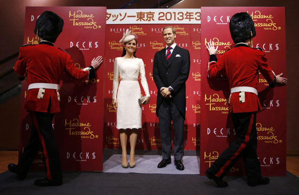 Prince William and Catherine's wax figures displayed in Tokyo