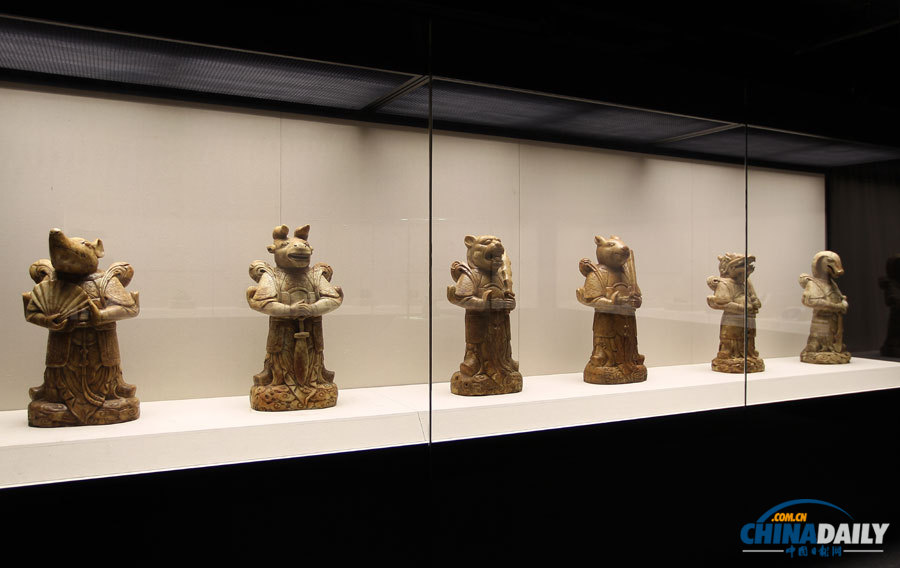 Shenyu Art Treasures Exhibition opens in Beijing