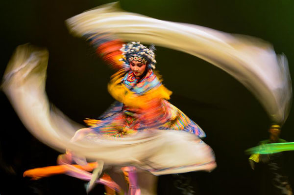 Hangzhou dancers perform in Cairo