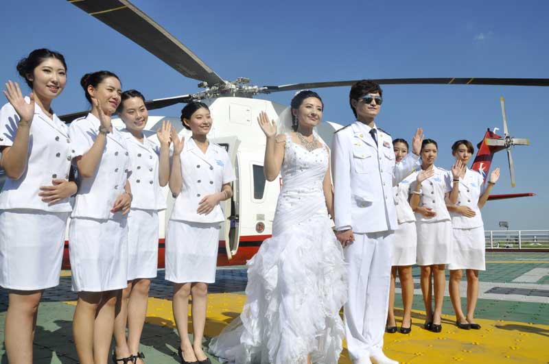 World's first aircraft carrier wedding show