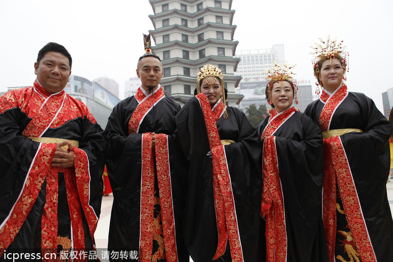 Traditional Hanfu wedding ceremony