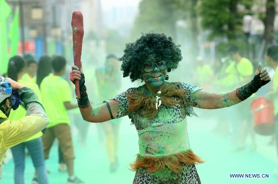 Color Run race held in Dongguan