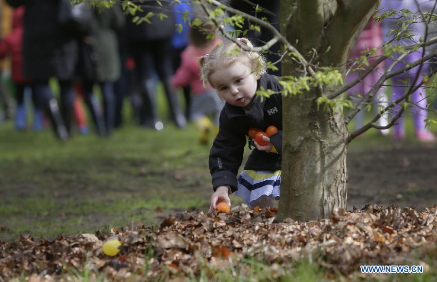Children have fun during Easter egg hunting